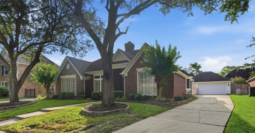 4010 Raven River Drive Pasadena, TX 77059