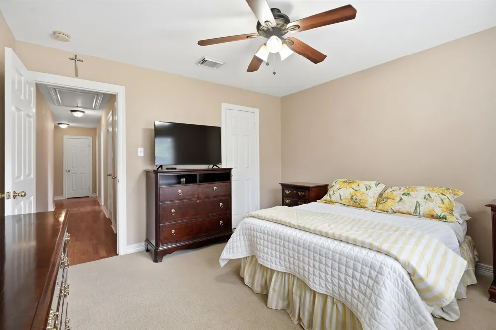 4010 Raven River Drive Pasadena, TX 77059