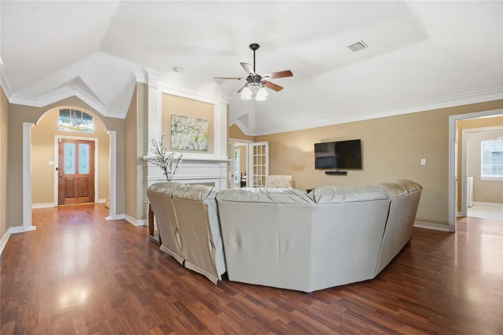 4010 Raven River Drive Pasadena, TX 77059
