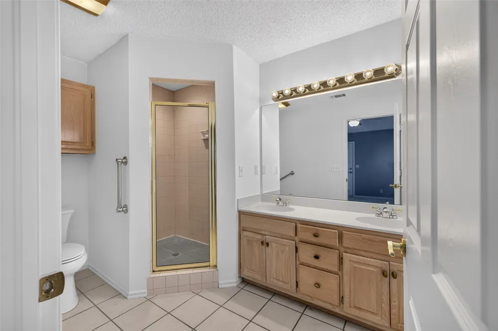 8311 S 84th EastPlace Tulsa, OK 74133