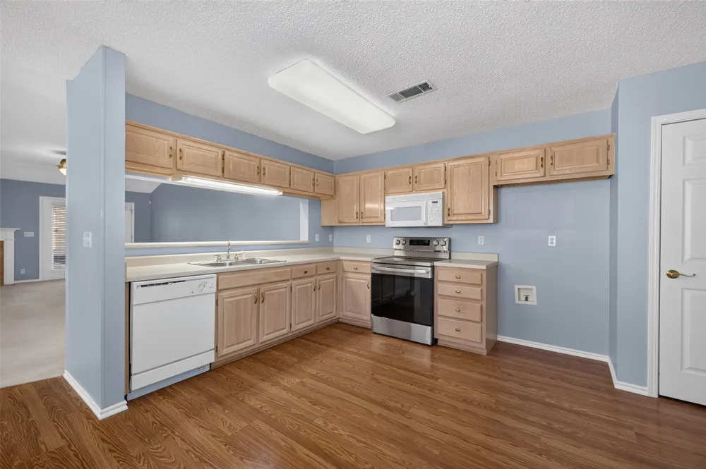 8311 S 84th EastPlace Tulsa, OK 74133