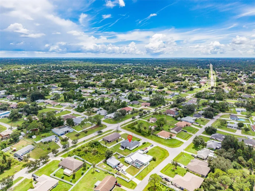 4054 WARRIOR AVENUE North Port, FL 34286