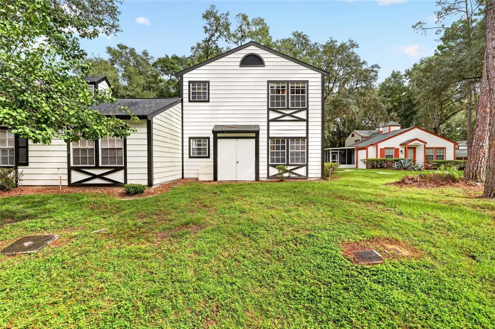 7930 MIDWAY DRIVE TERRACE #R201 ocala, FL 34472