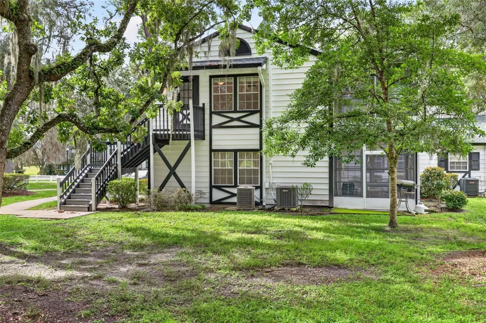 7930 MIDWAY DRIVE TERRACE #R201 ocala, FL 34472