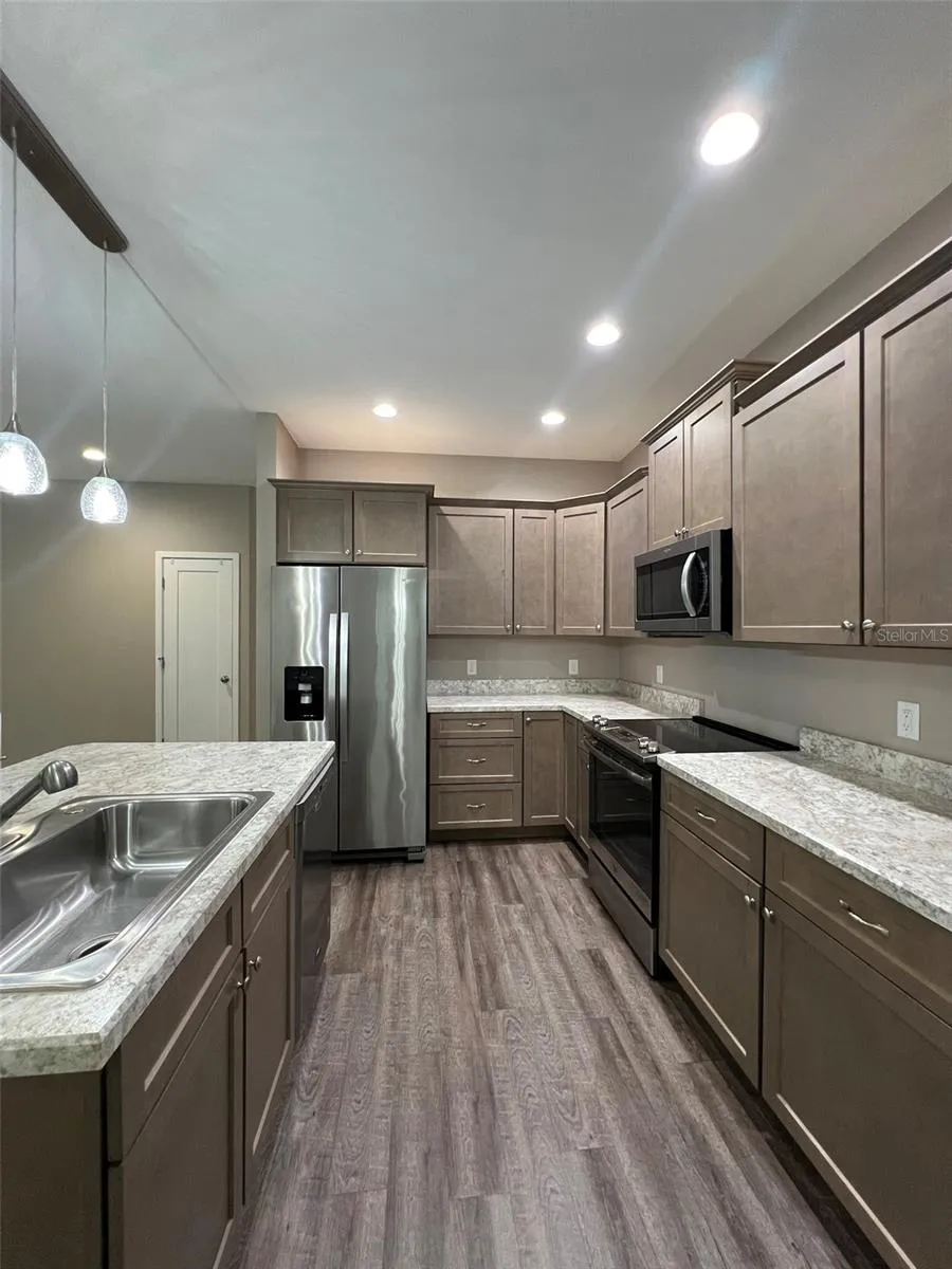 20121 NW 248TH STREET High Springs, FL 32643