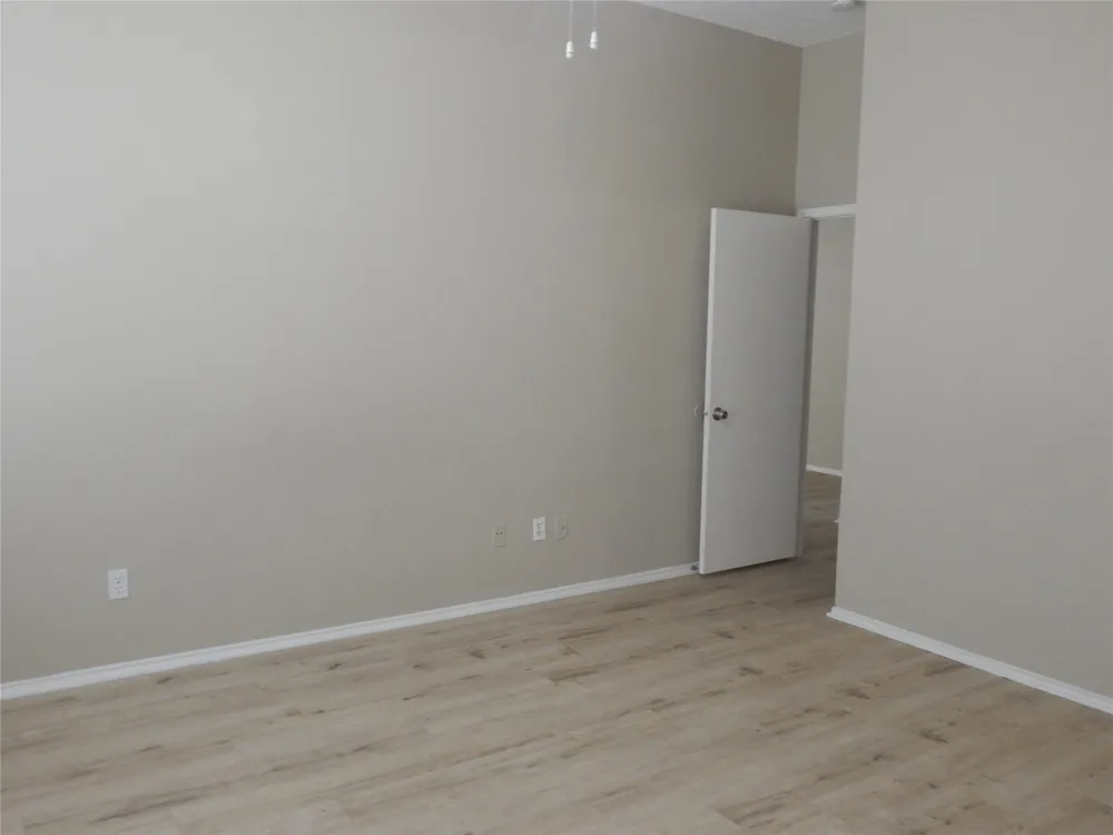 6009 Castanada Drive Arlington, TX 76018