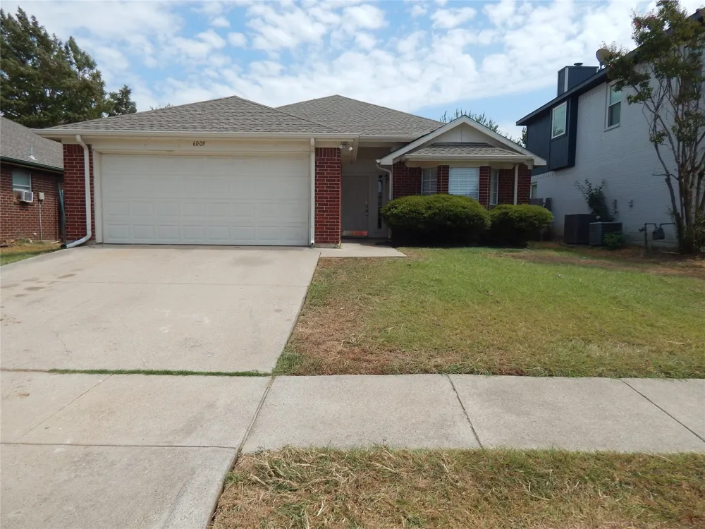 6009 Castanada Drive Arlington, TX 76018