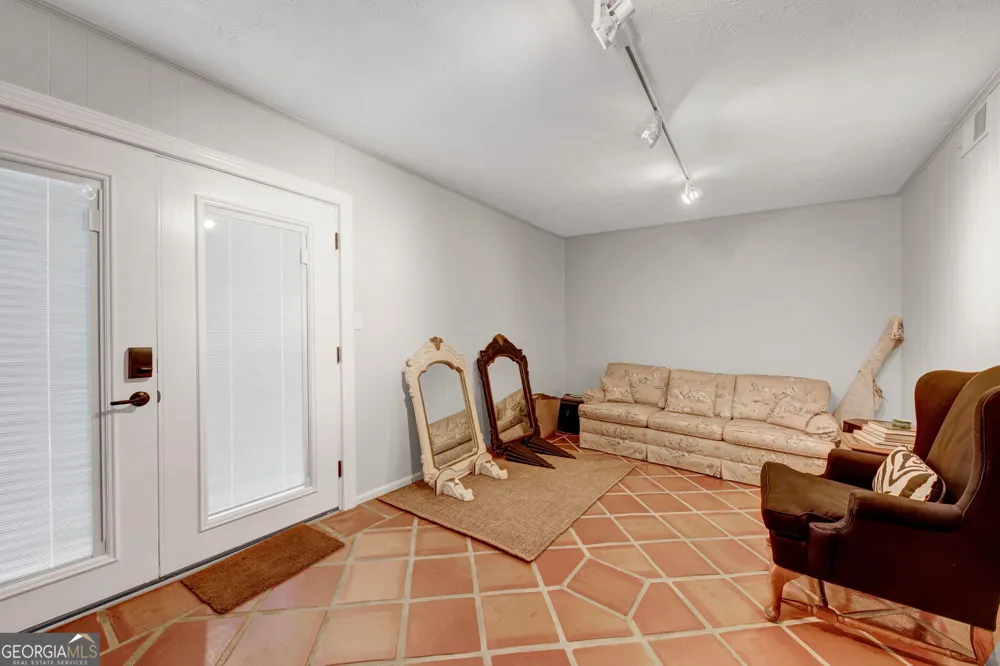 6905 Park AVE Sandy Springs, GA 30342
