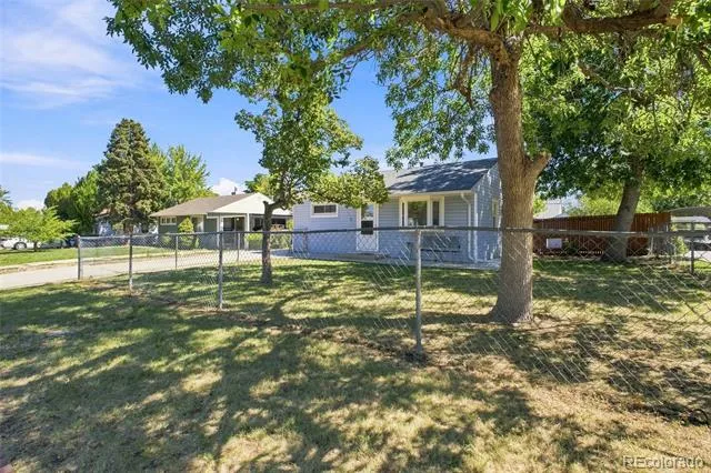 2660 S Knox Court Denver, CO 80219