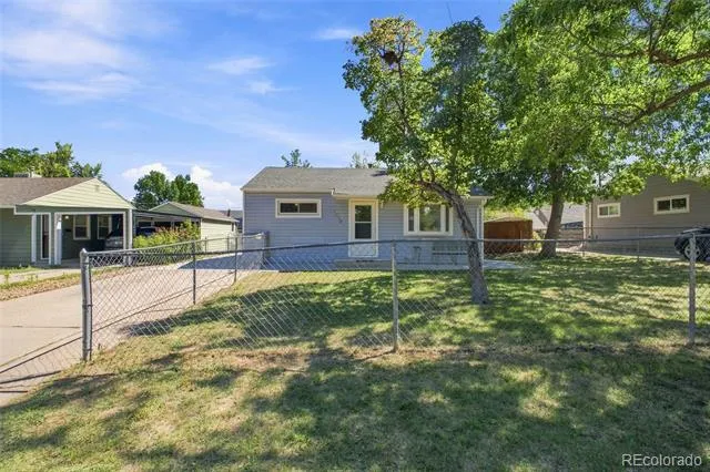 2660 S Knox Court Denver, CO 80219