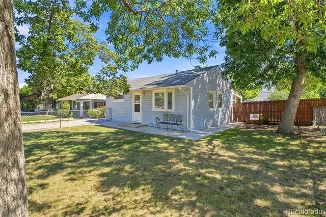 2660 S Knox Court Denver, CO 80219