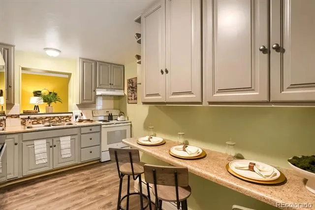 1060 Leyden Street Denver, CO 80220