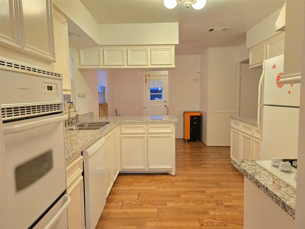 8918 Mobud Drive Houston, TX 77036