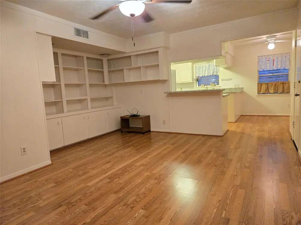 8918 Mobud Drive Houston, TX 77036