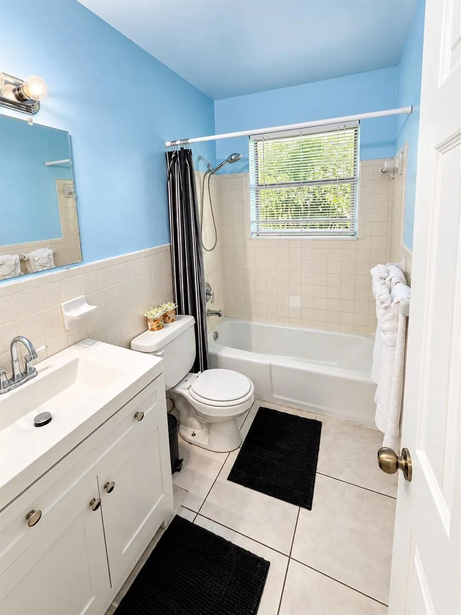 5441 NW 17TH COURT Lauderhill, FL 33313