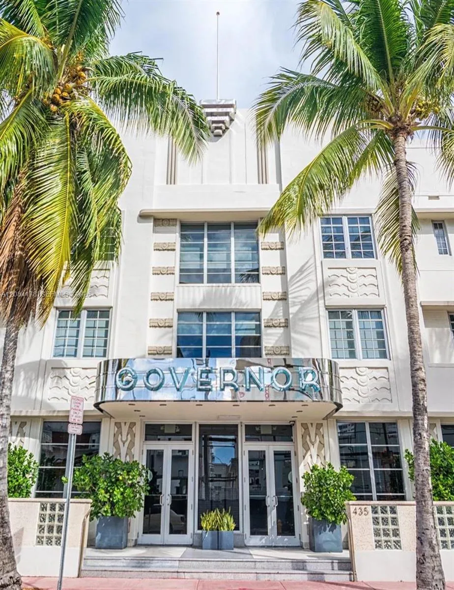 435 21st St #223 Miami Beach, FL 33139