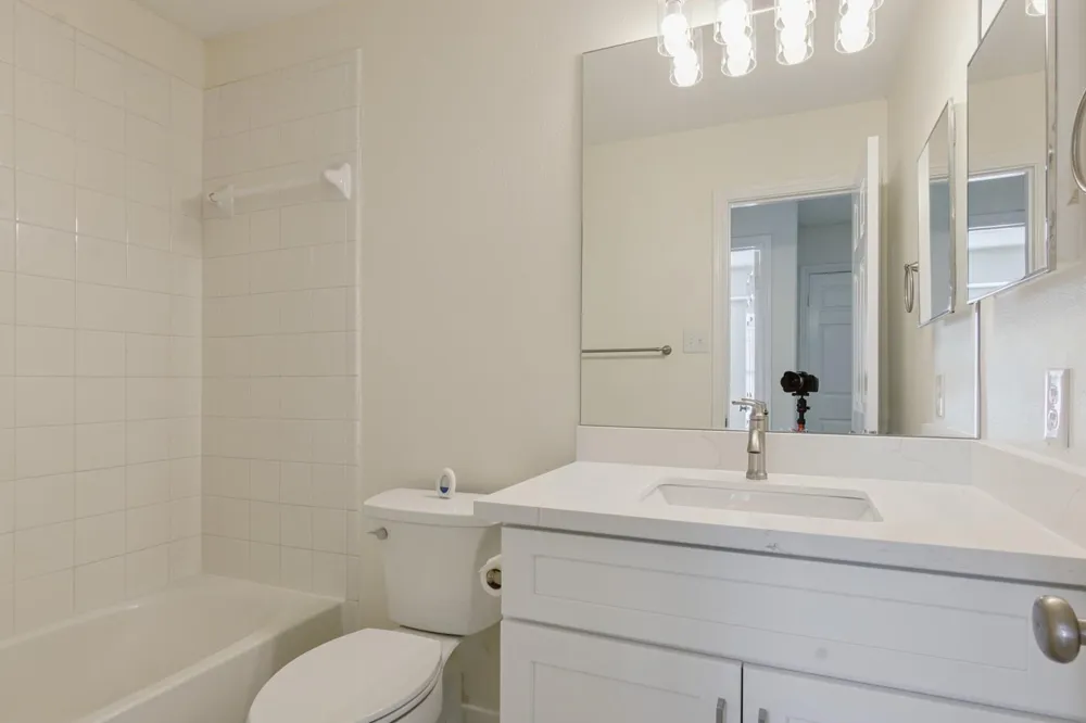 13167 Peppergate Lane Houston, TX 77044
