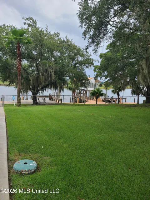 2330 Country Club Lane