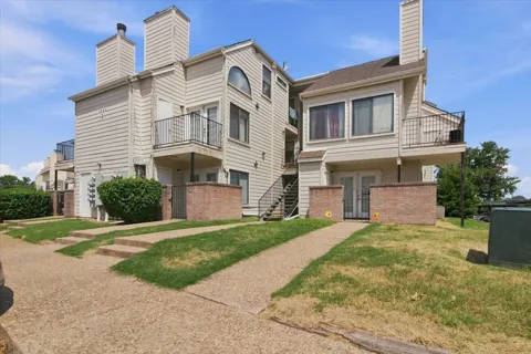 1904 E 66th Place #C110