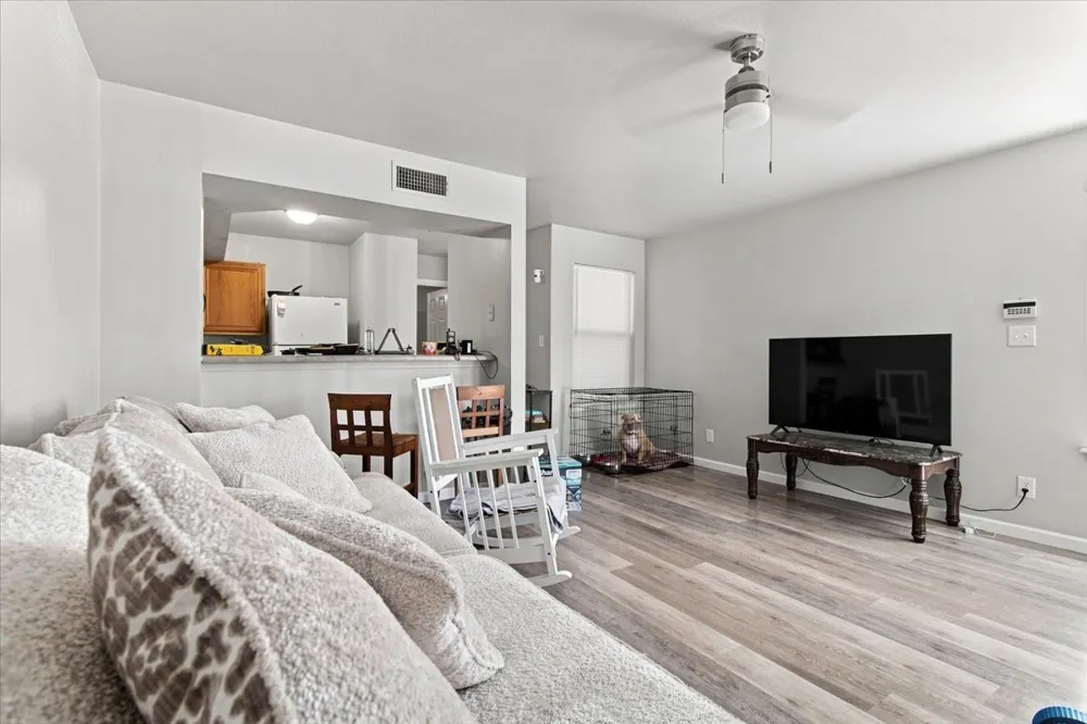 1904 E 66th Place #C110 Tulsa, OK 74136