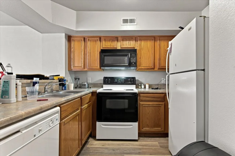 1904 E 66th Place #C110 Tulsa, OK 74136