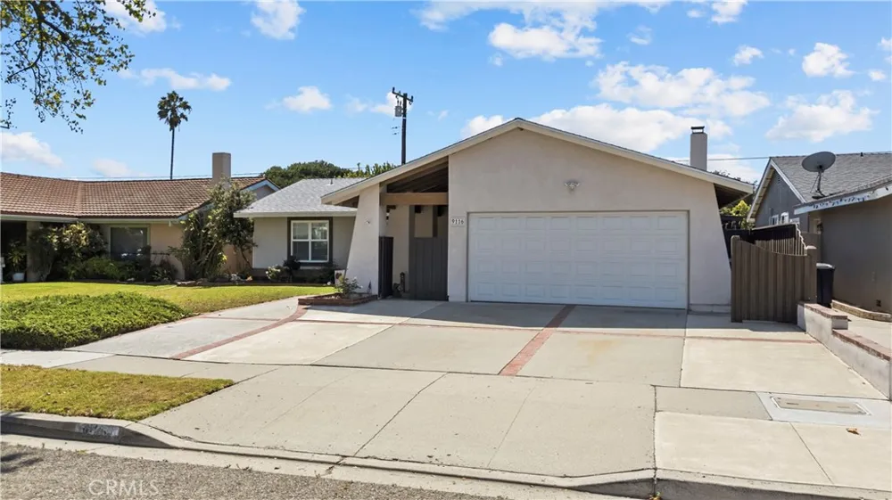 9116 Neath Ventura, CA 93004
