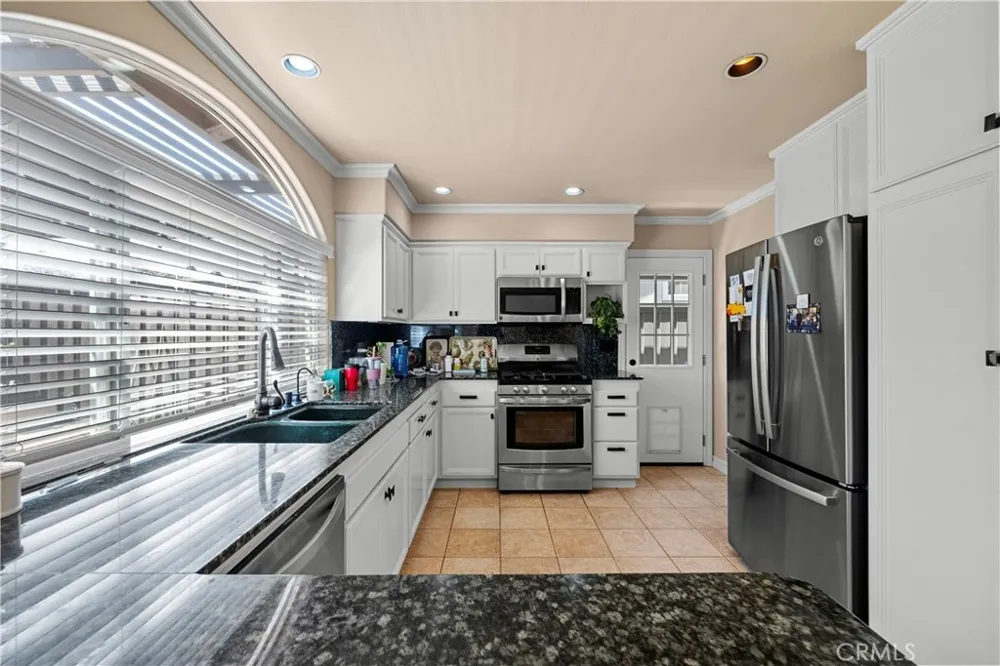 9116 Neath Ventura, CA 93004