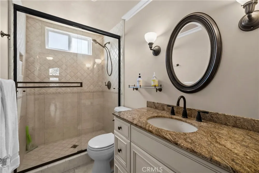 9116 Neath Ventura, CA 93004