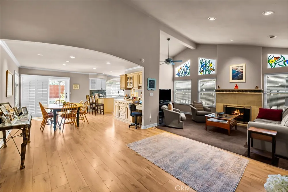 9116 Neath Ventura, CA 93004