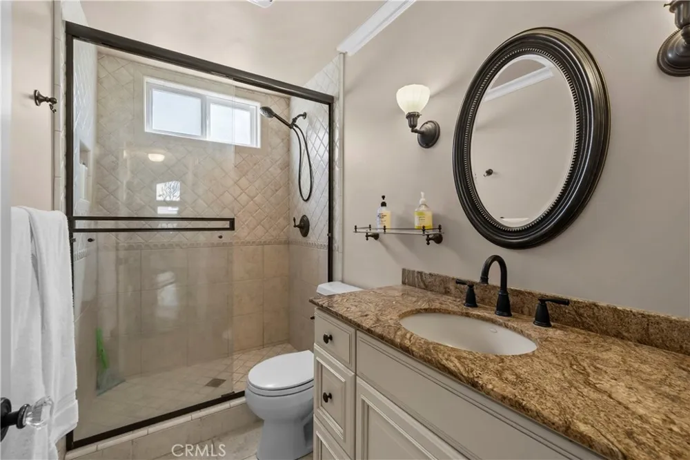 9116 Neath Ventura, CA 93004