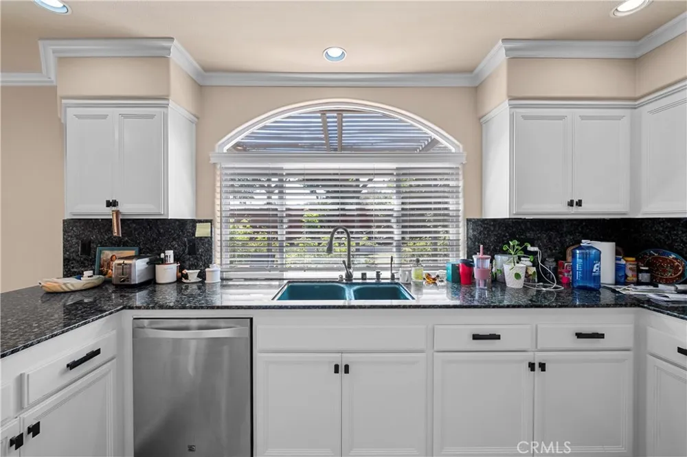 9116 Neath Ventura, CA 93004