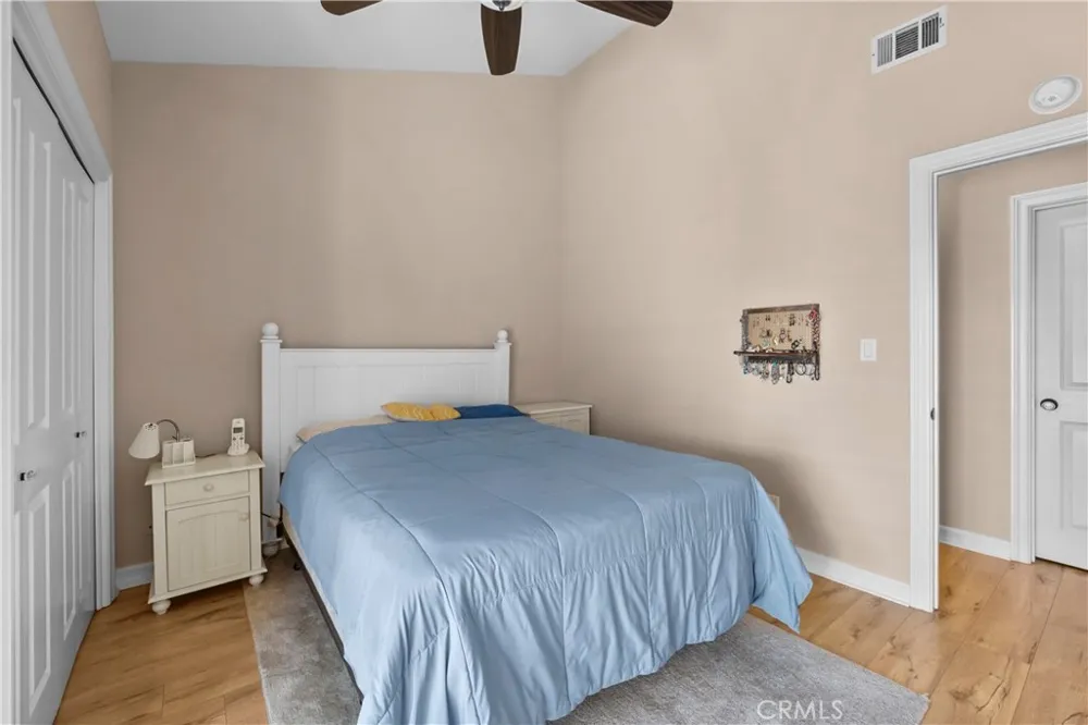 9116 Neath Ventura, CA 93004