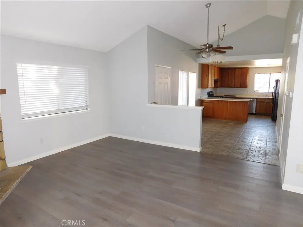 16245 Rodell Victorville, CA 92395