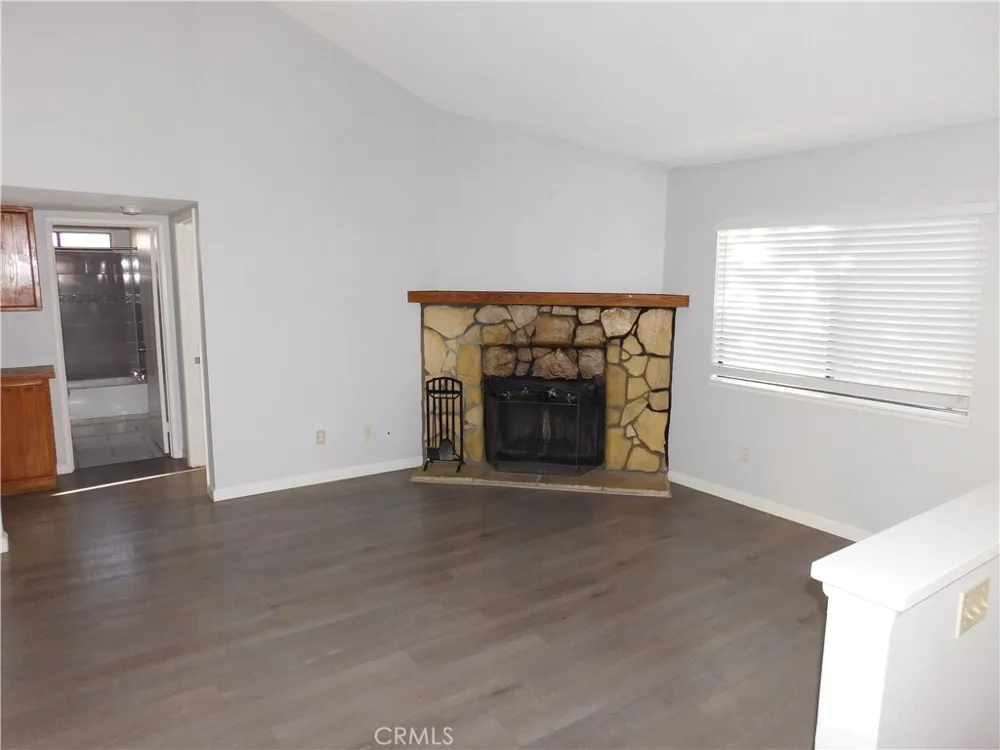 16245 Rodell Victorville, CA 92395