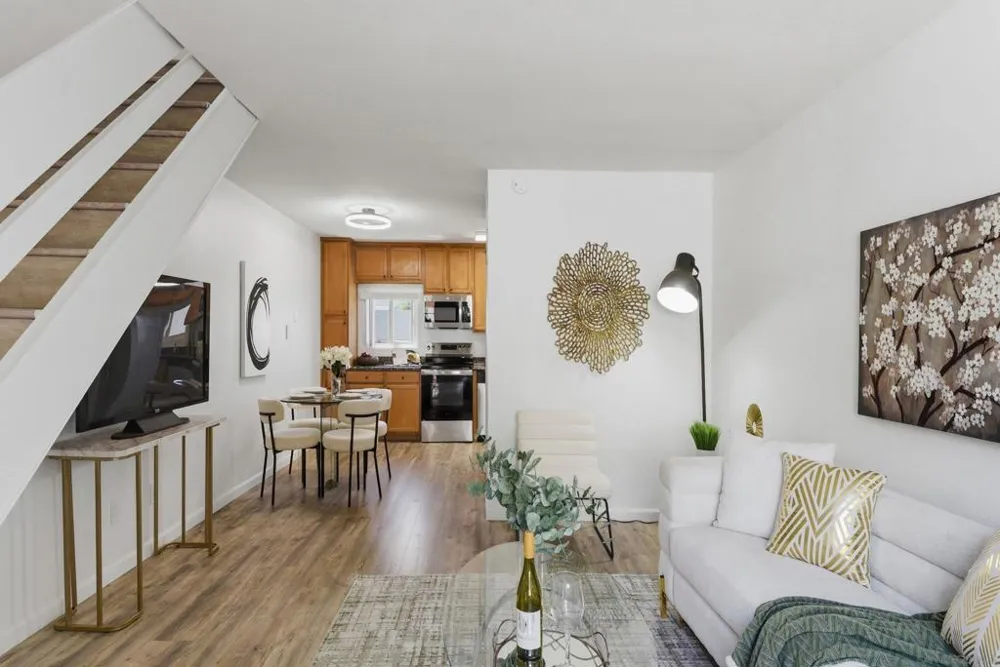 6555 Mount Ada Rd. ##117 San Diego, CA 92111