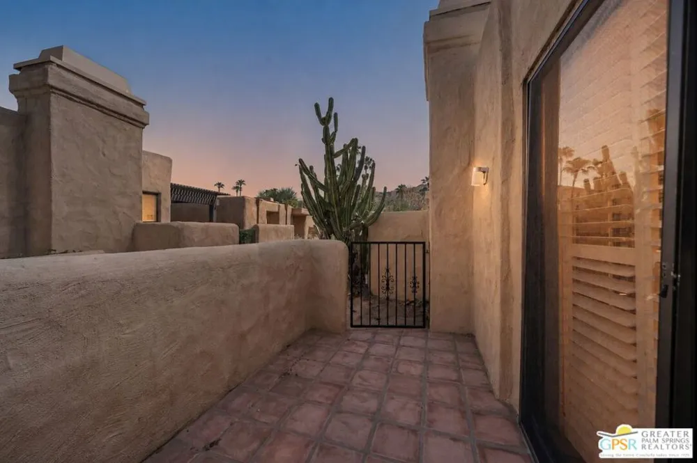 4837 S Winners Circle #A Palm Springs, CA 92264