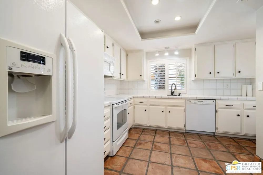 4837 S Winners Circle #A Palm Springs, CA 92264