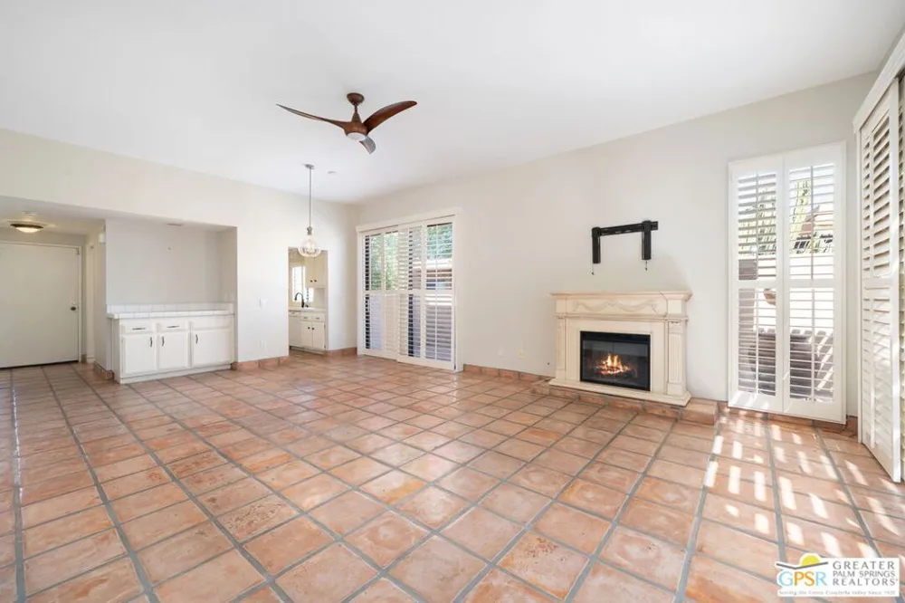4837 S Winners Circle #A Palm Springs, CA 92264