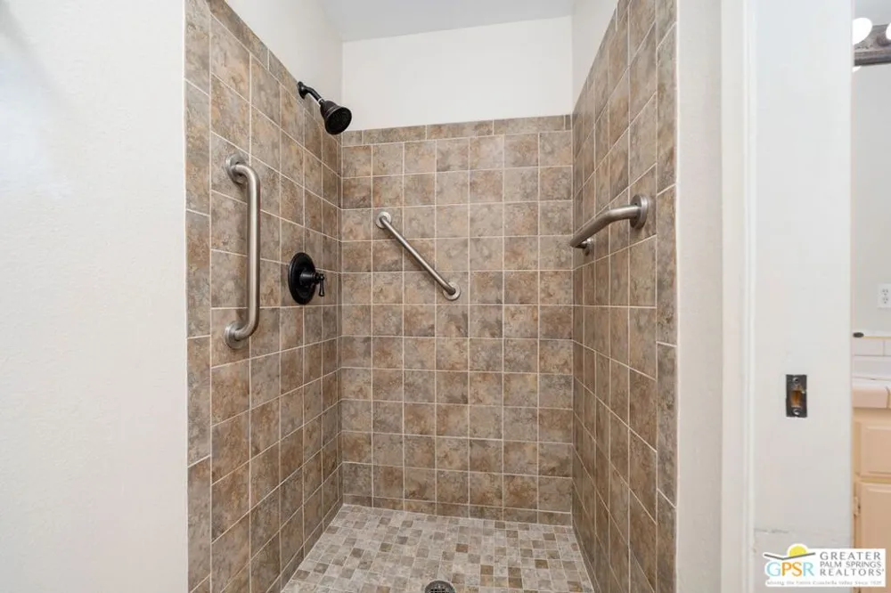 4837 S Winners Circle #A Palm Springs, CA 92264