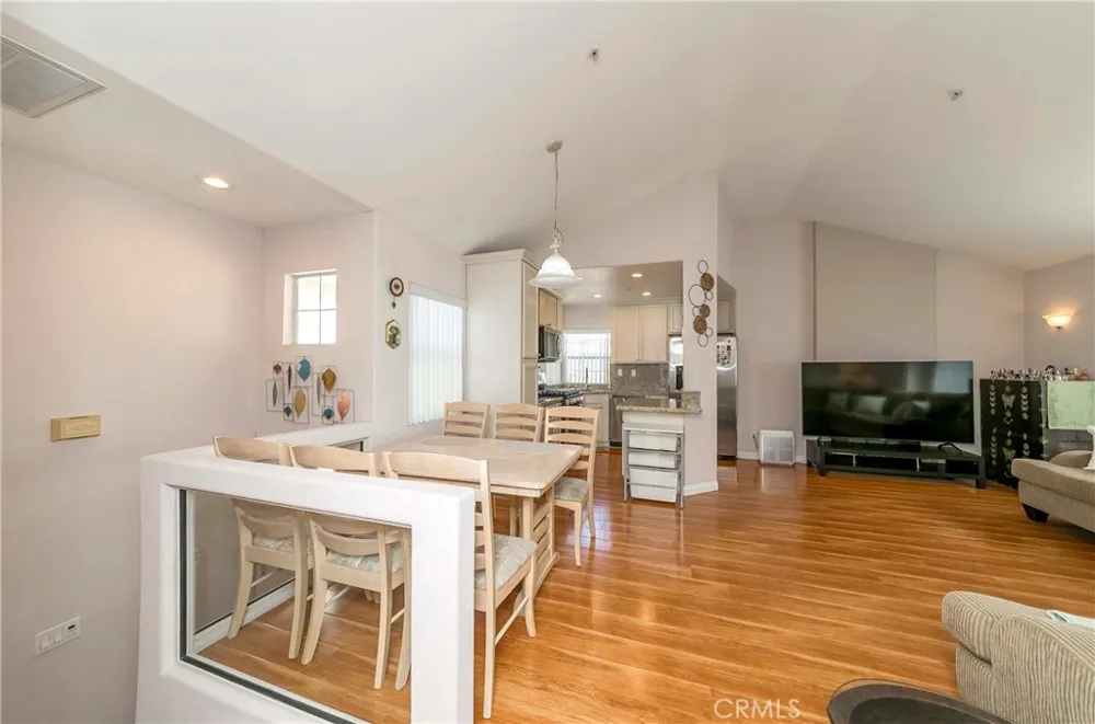 4952 Bishop Cypress, CA 90630
