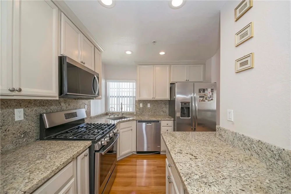4952 Bishop Cypress, CA 90630