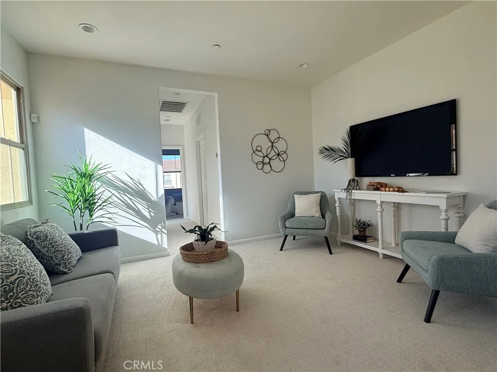 78 Jade Flower Irvine, CA 92620