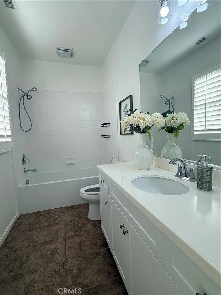 78 Jade Flower Irvine, CA 92620