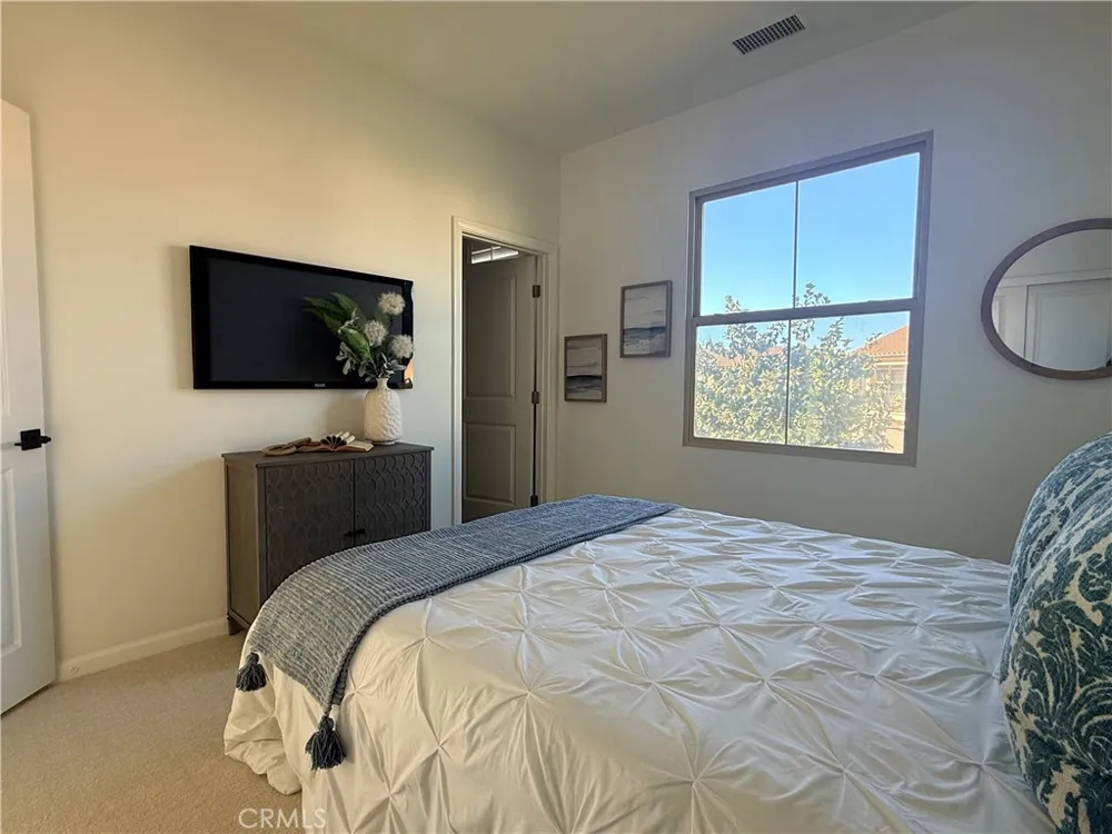78 Jade Flower Irvine, CA 92620