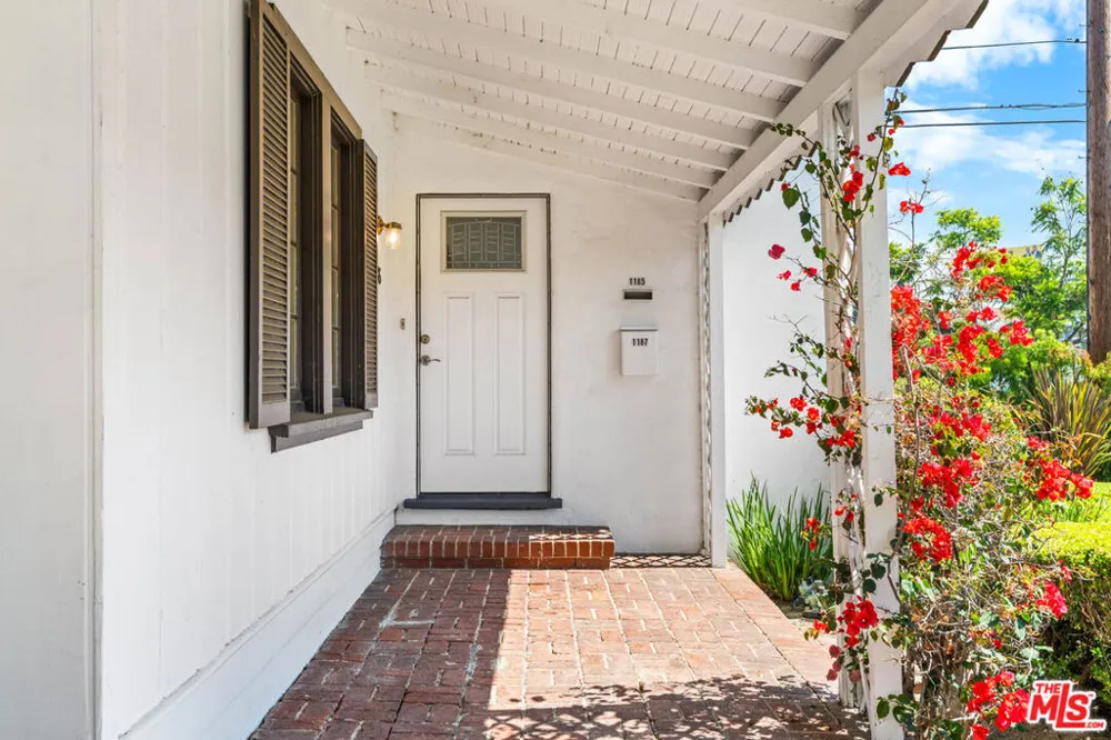 1185 Hauser Boulevard Los Angeles, CA 90019
