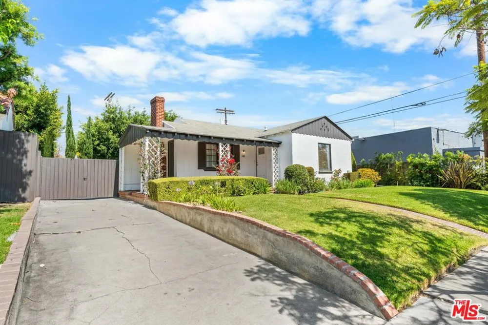 1185 Hauser Boulevard Los Angeles, CA 90019