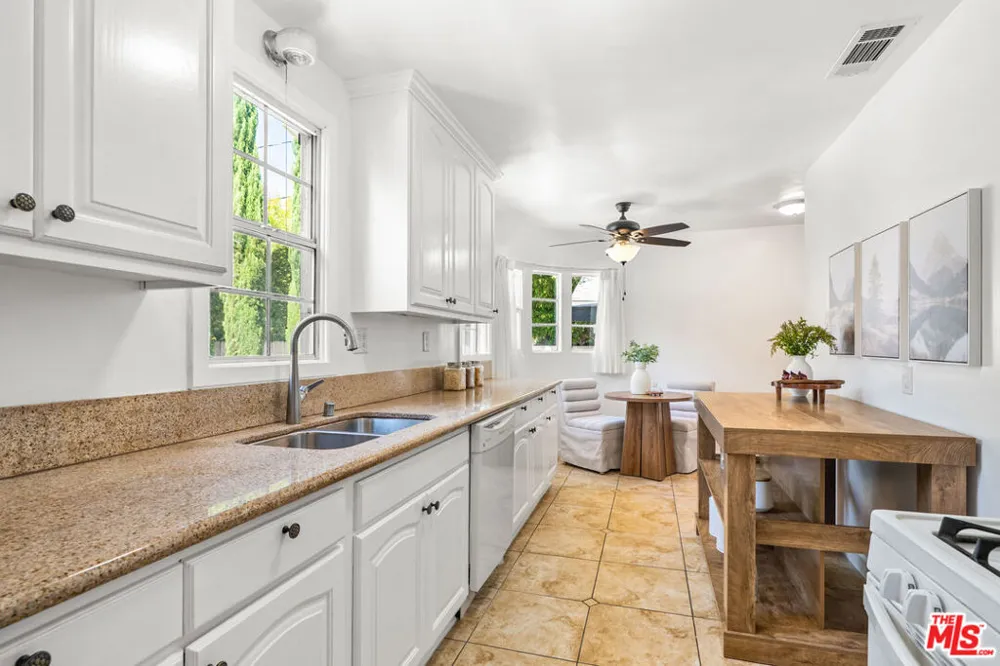 1185 Hauser Boulevard Los Angeles, CA 90019
