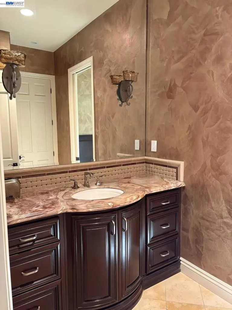 3511 Country Club Pl Danville, CA 94506