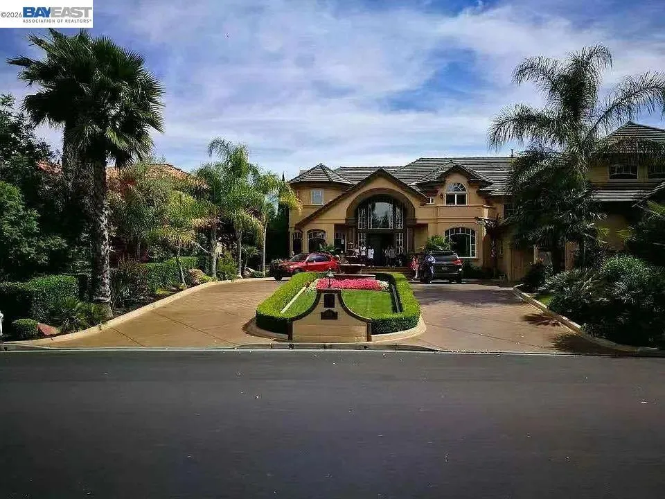 3511 Country Club Pl Danville, CA 94506