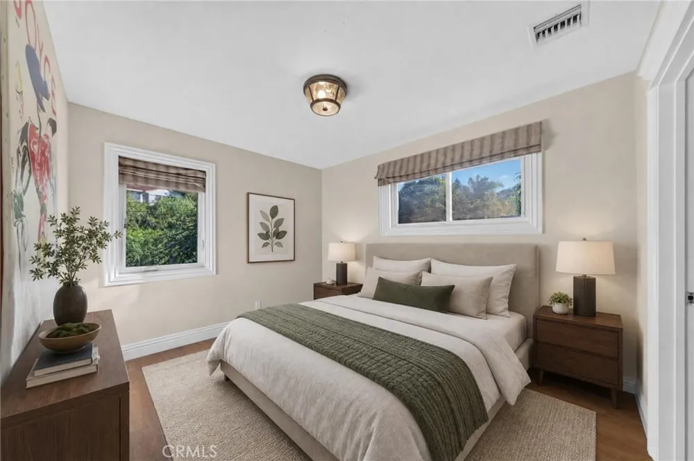 14647 Valley Vista Boulevard Sherman Oaks, CA 91403